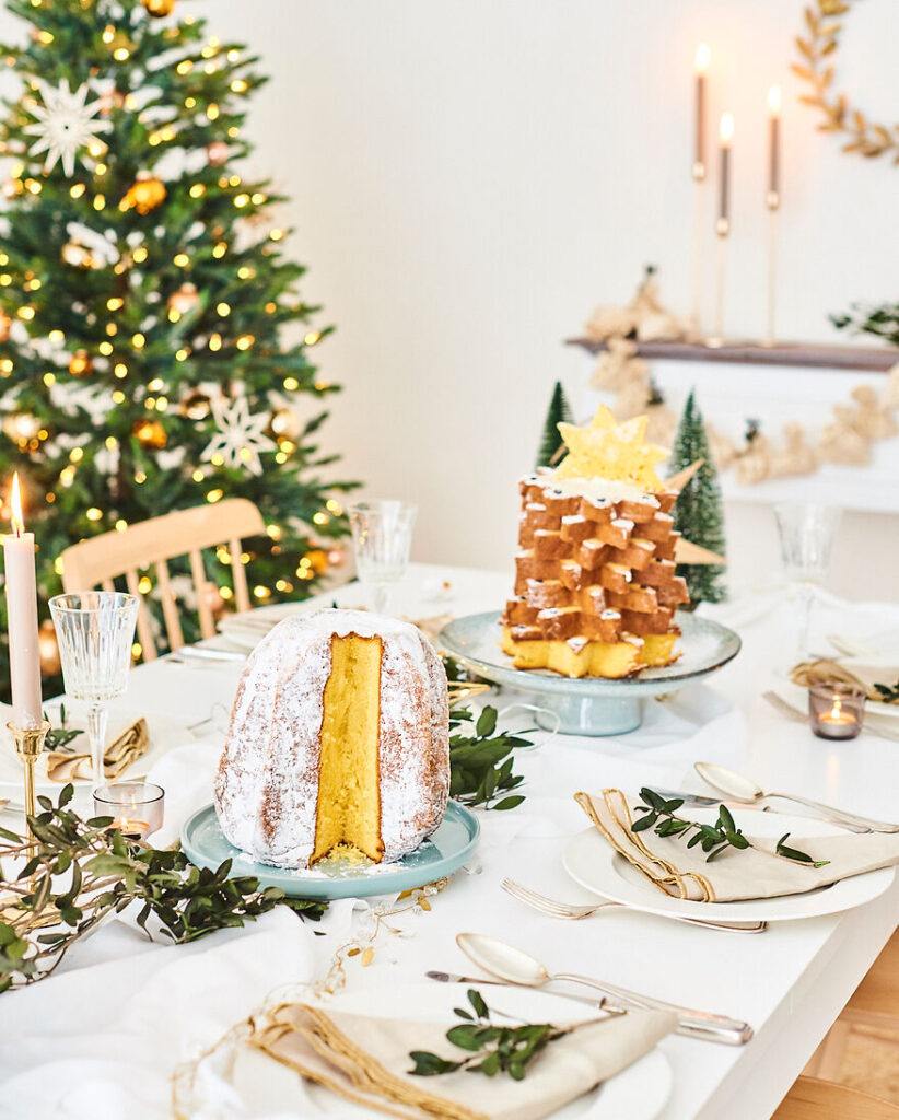 Weihnachttisch decken mit köstlichem Pandoro Stern