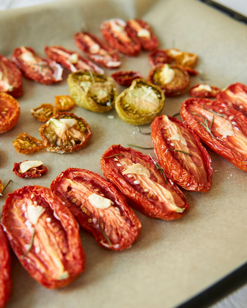 Tomaten im Backofen trocknen