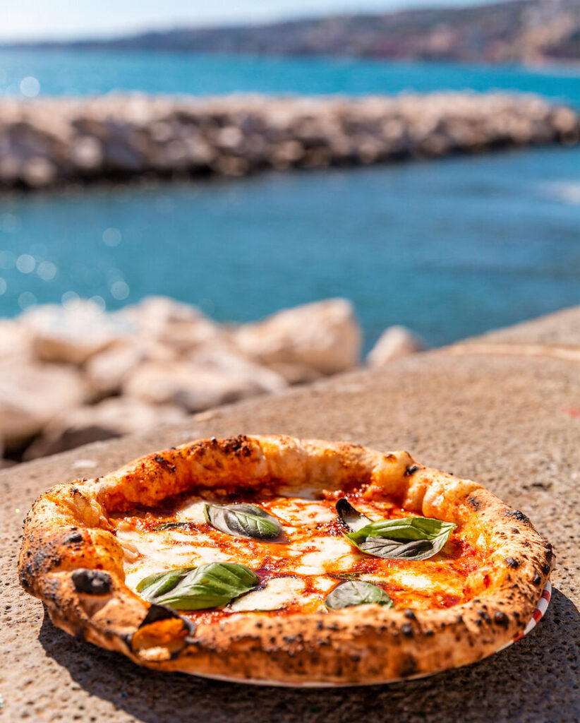 Pizza Margherita in Neapel